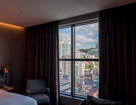 Top 5 Benefits of Booking Your Hotel Online in Nepal